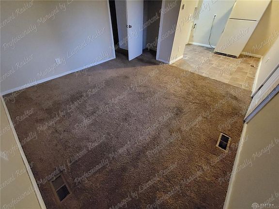 4th image of 1830 W Riverview Ave