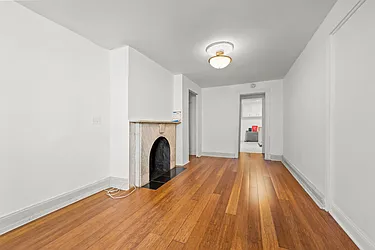 491 Mercer Street, #1