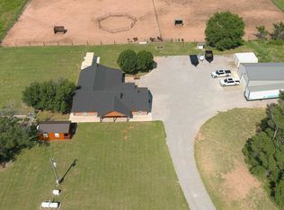 48667 S County Road 264, Ringwood, OK 73768
