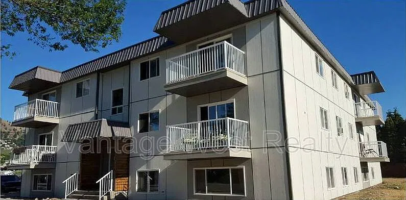 1 bed, 1.0 bath, 650 sqft, $1,395 — Photo 2