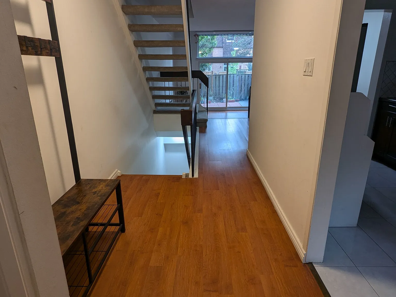 3 bed, $3,000 — Photo 2