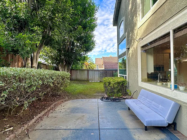 13686 Essence Rd — Photo 45