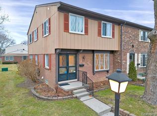 1851 Shire Ct, Royal Oak, MI 48073
