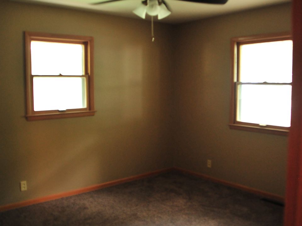 2nd image of 4311 Judson St