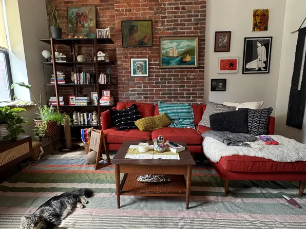 2015 Forbes Ave, Pittsburgh, PA 15219