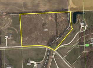 2031 Hunters Creek Dr, Ypsilanti, MI 48198