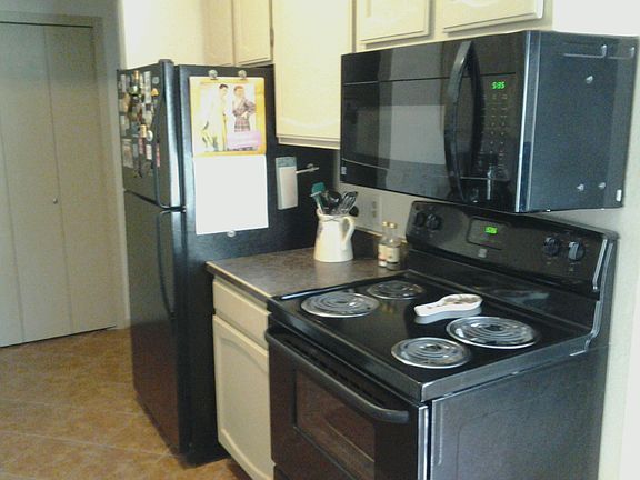 Kitchen-new appliances!