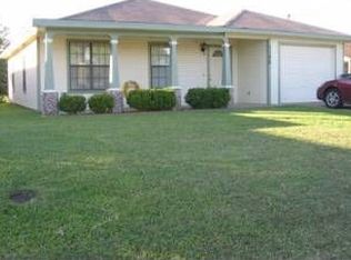1100 Melody Cir, Kaufman, TX 75142