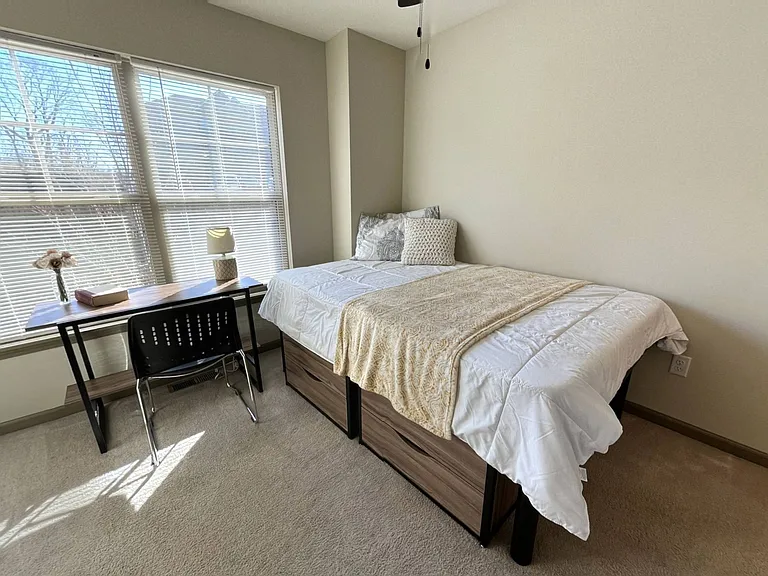 Townhome Bed 2