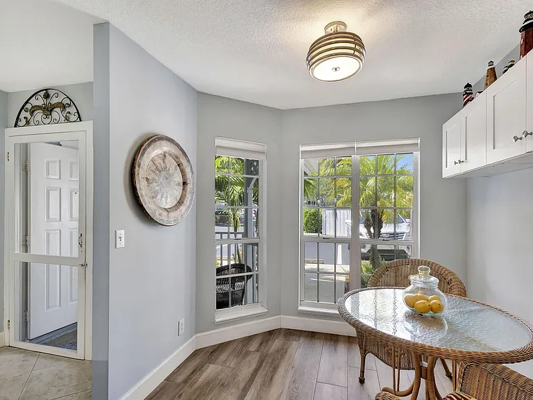 716 Ocean Dunes Cir — Photo 48