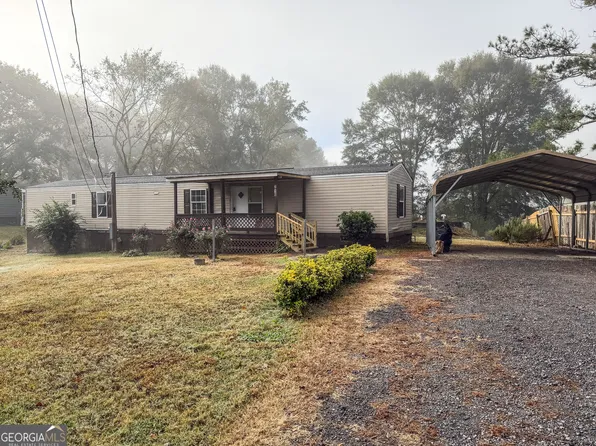 216 Windy Hill Dr SE, Calhoun, GA 30701