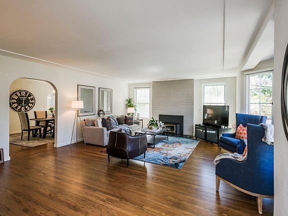 2nd image of 2025 Mezes Ave