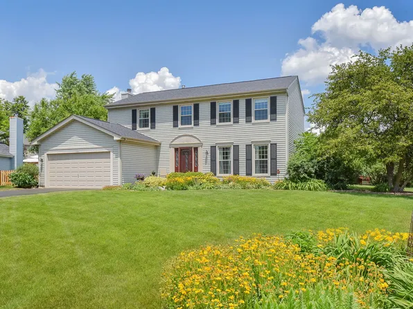 1327 Larkspur Ln, Batavia, IL 60510