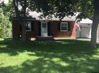 324 Lark St, Glenville, NY 12302