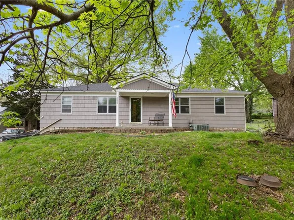 5653 Sloan Ave, Kansas City, KS 66104