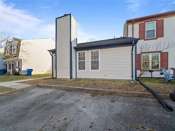 4th image of 1600 Jameson Dr