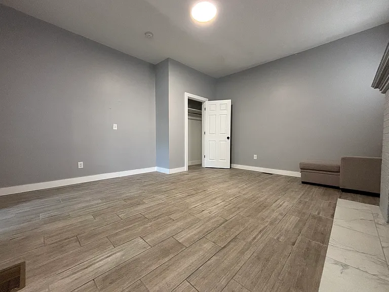 148 Chilton St #1 — Photo 2