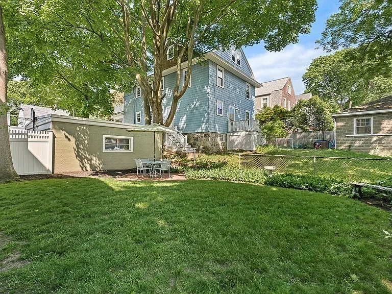 303 Washington St #1 — Photo 14