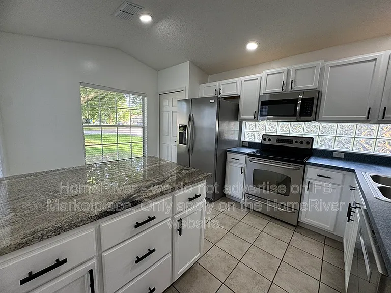 3331 Abbeyfield Dr E — Photo 4