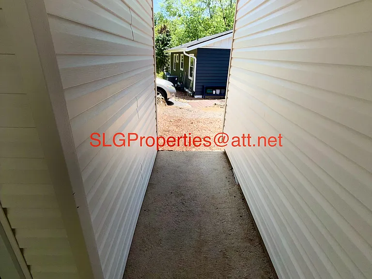 271 State St — Photo 6
