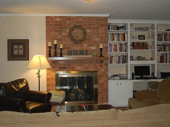 Den/Family Room