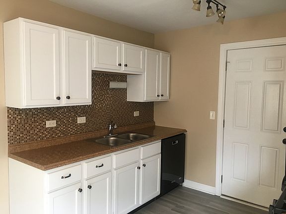 3rd image of 1107 Brunswick Hbr #1107