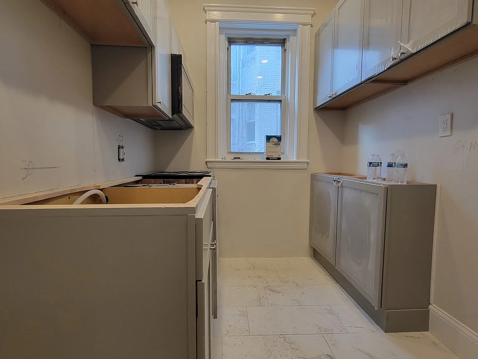 Studio, 500 sqft, $2,100 — Photo 4