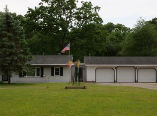 4923 Hall Rd, Muskegon, MI 49442