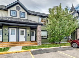 140 N Sagewood Blvd SW #1810, Airdrie, AB T4B 3H5