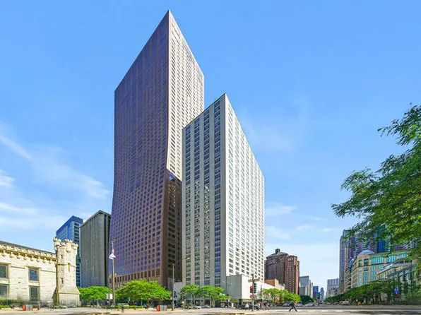 777 N Michigan Ave APT 1509, Chicago, IL 60611