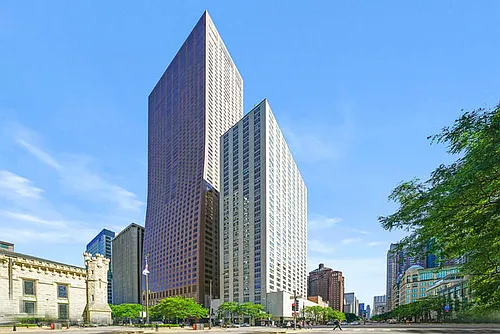 777 N Michigan Ave Photo 1