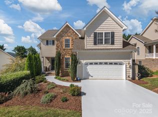 95 Driftstone Cir, Arden, NC 28704