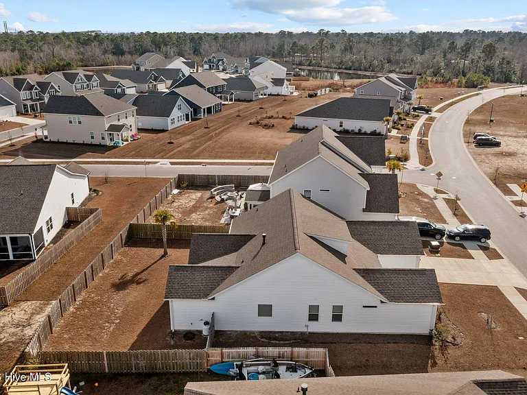 204 Edgewater Way — Photo 50