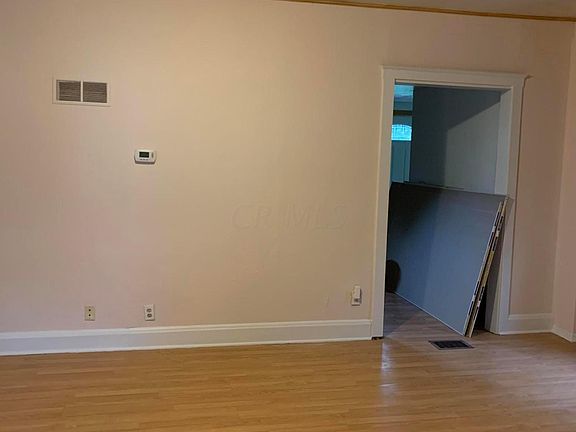 2nd image of 128 E Sheridan Ave