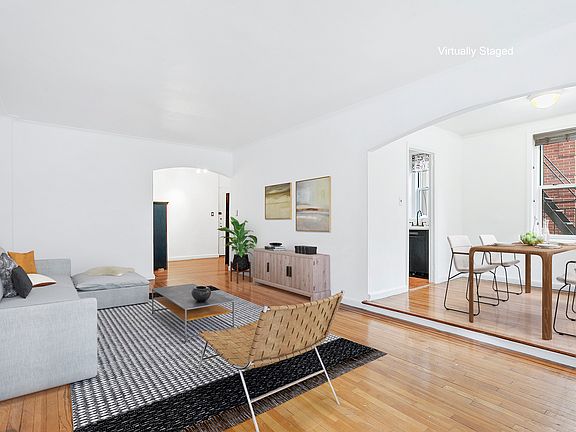 3rd image of 304 W 55th St #3G