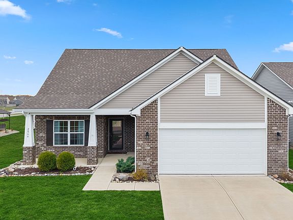 2nd image of 2064 Maplewood Ln