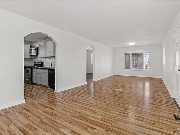 5th image of 3174 W Center Avenue