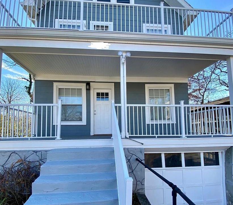 1st image of 2915 Minto Ave Unit 1