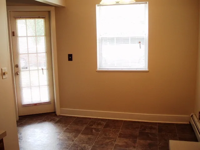 340 Country Club Rd #223 — Photo 6