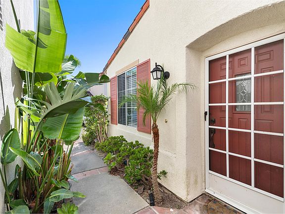 2nd image of 39 Colony Way