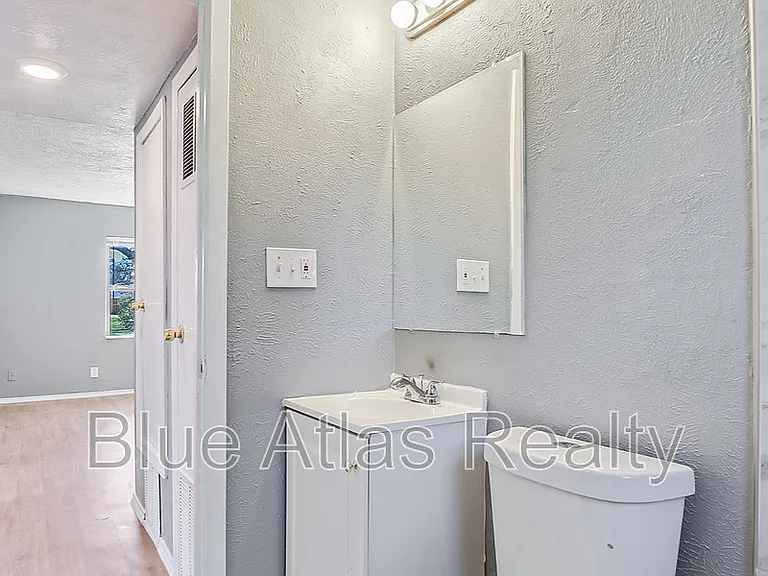 1212 Riverview Dr #B — Photo 19