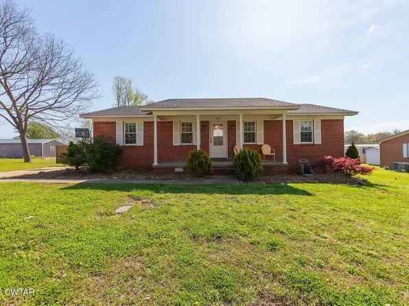 121 Highland Heights Cir, Bradford, TN 38316