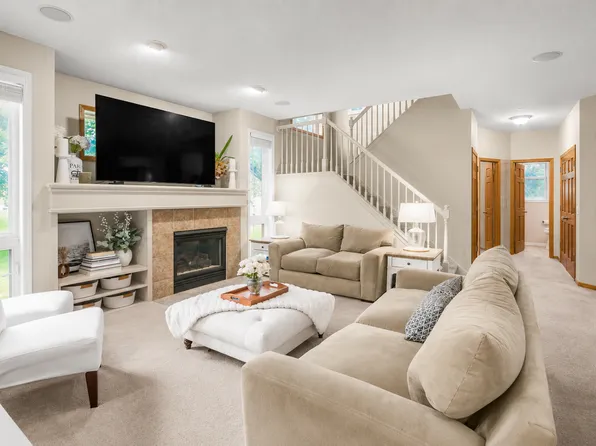 15350 Elm Rd, Maple Grove, MN 55311
