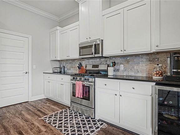 5th image of 3005 S 20th St
