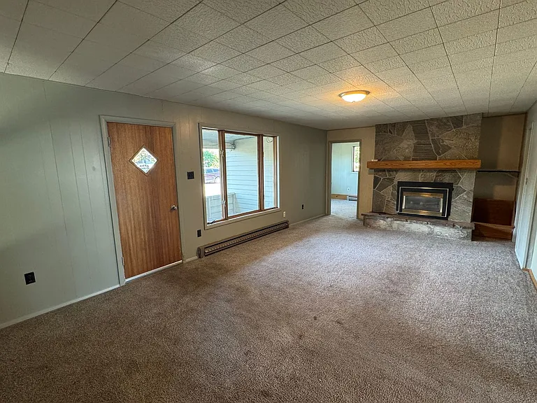 506 N Grand Ave — Photo 4