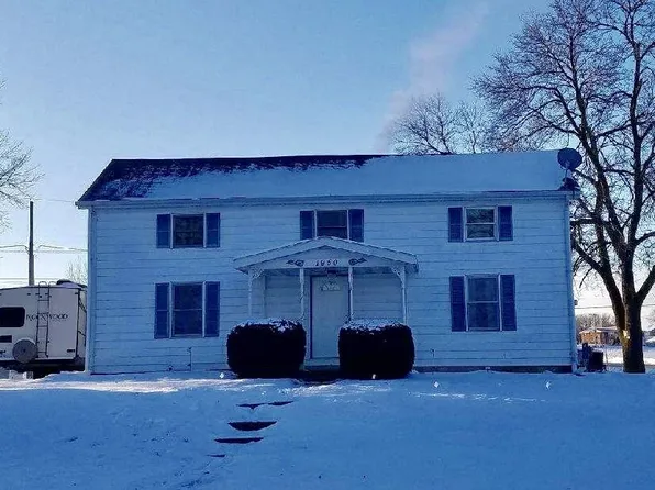 1950 Smith St, New Vienna, IA 52065