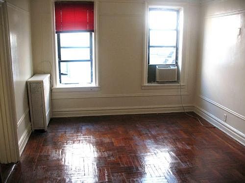 2nd image of 850 Franklin Ave