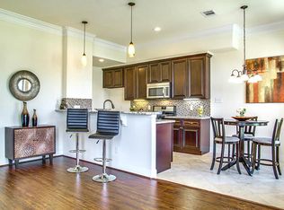 11021 Upland Forest Dr, Houston, TX 77043