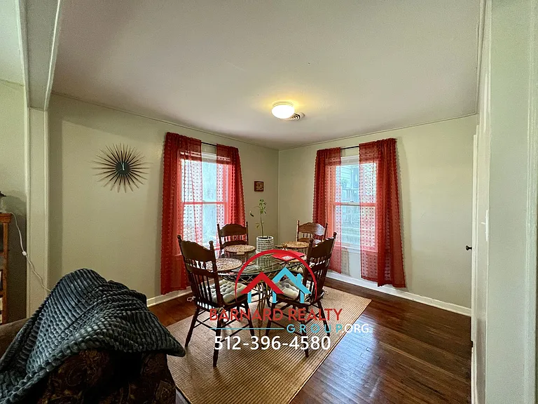 1007 N Lbj Dr — Photo 7