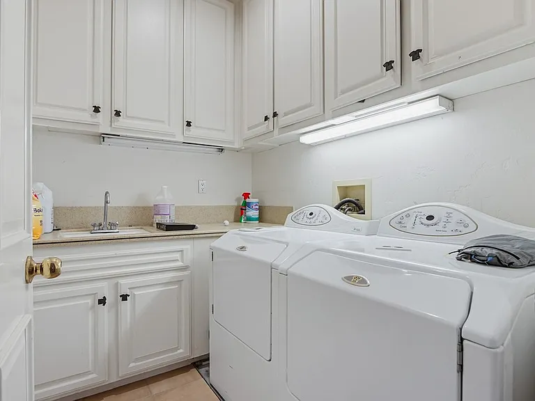 10971 Twinleaf Ct — Photo 44